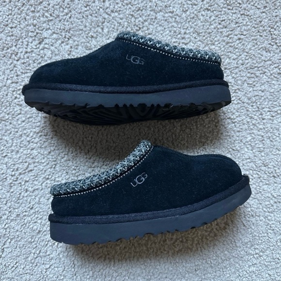 UGG - Picture 4 of 5